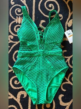 Gorgeous One-Piece Swimsuit Note: size S but can be fits on size M.